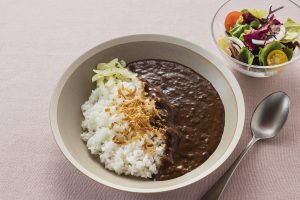 淡路島産玉ねぎのオニオンカレー（中辛）with クリスピーオニオン